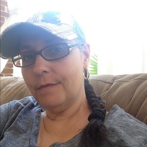 Meet your Posher, Annette